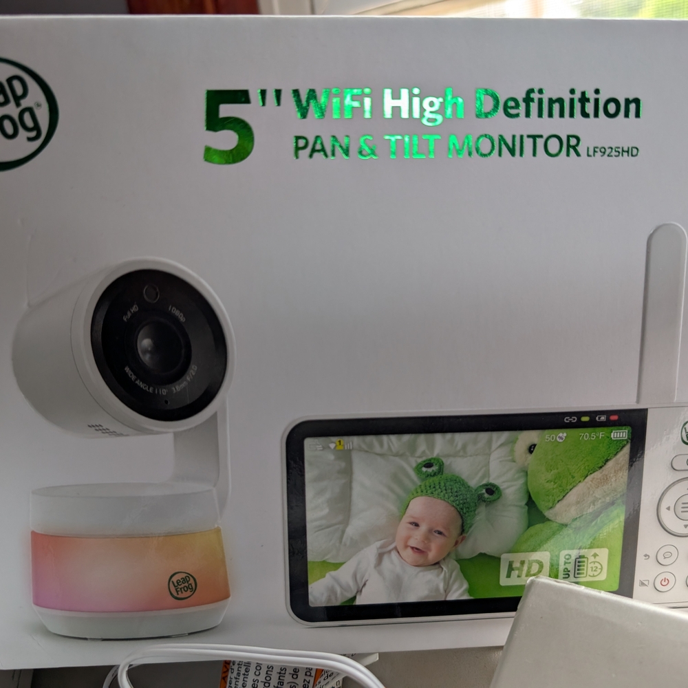 LeapFrog 5'' WiFi HD Pan & Tilt Monitor